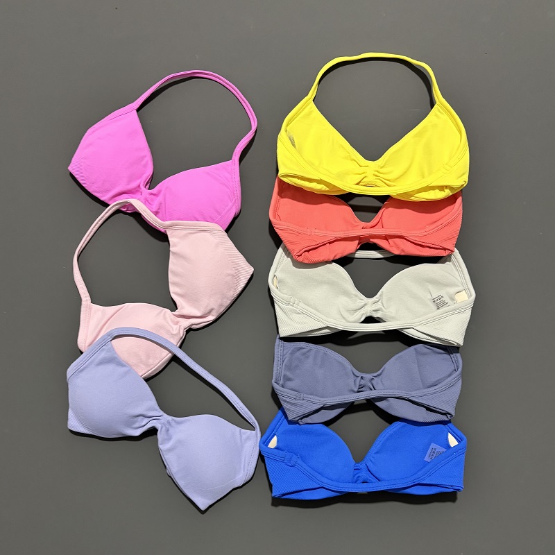Bra Olahraga Tanpa Tali Pakaia - Halter Neck Top ulasan dan harga